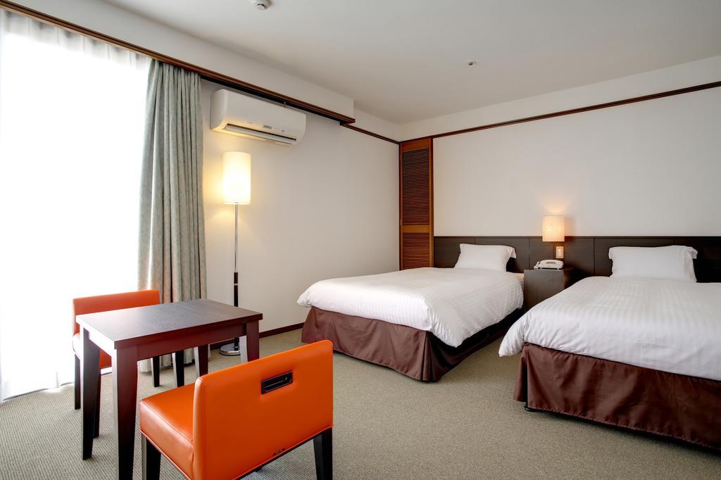 Hotel City Court Naha Pokoj fotografie